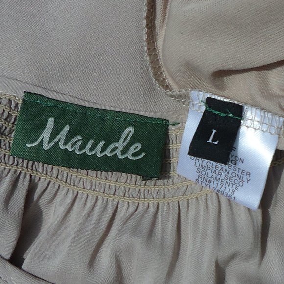 SIZE L. Anthropologie Maeve embroidered dress. - Picture 4 of 16